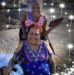 Meet your Posher, Isabel